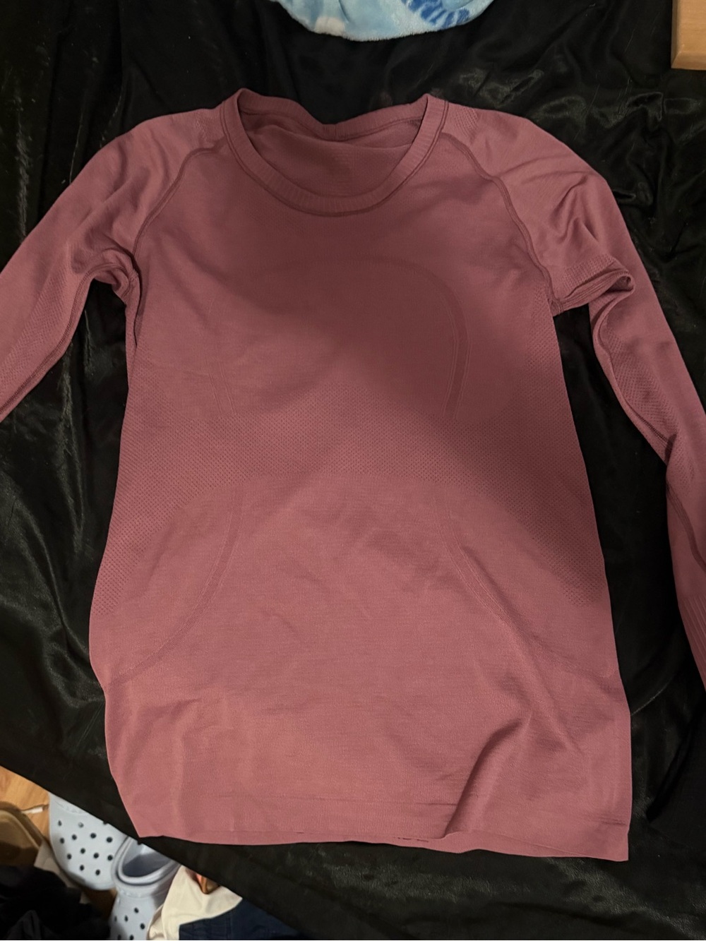 lululemon athletica mauve long sleeve seamless top